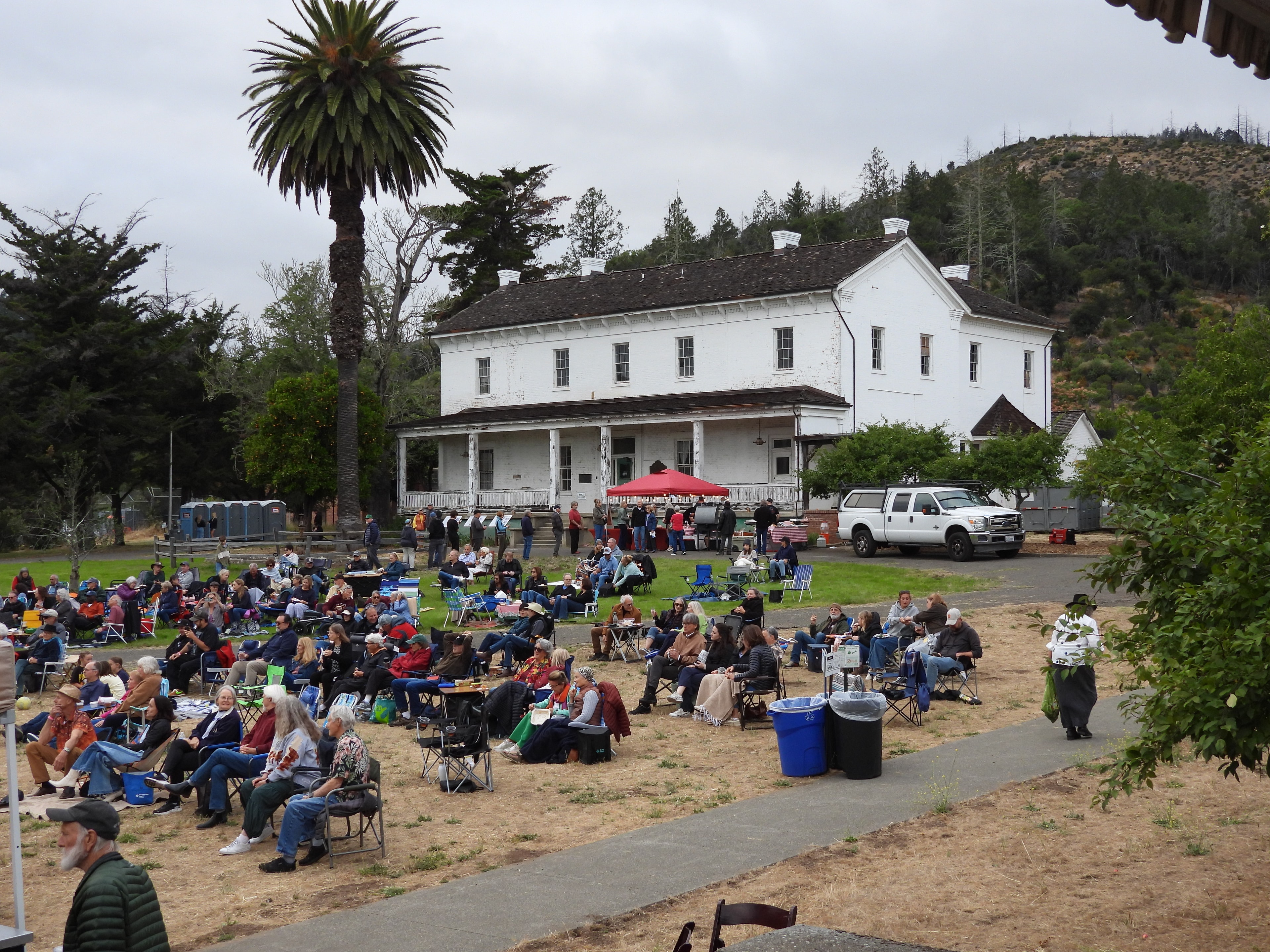 Crowd at Hood Mansion for Volker Strifler — Photo: Bruce A. Smith